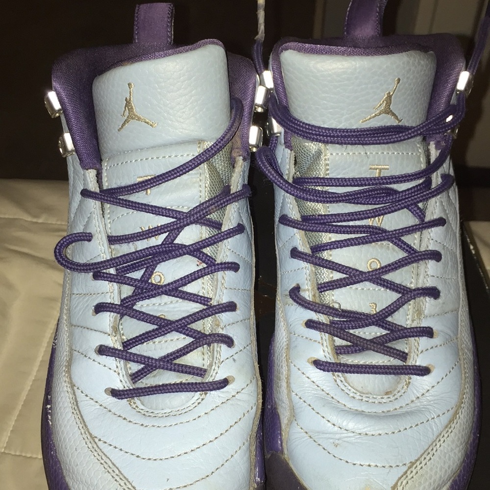 Jordan 12 Hornets